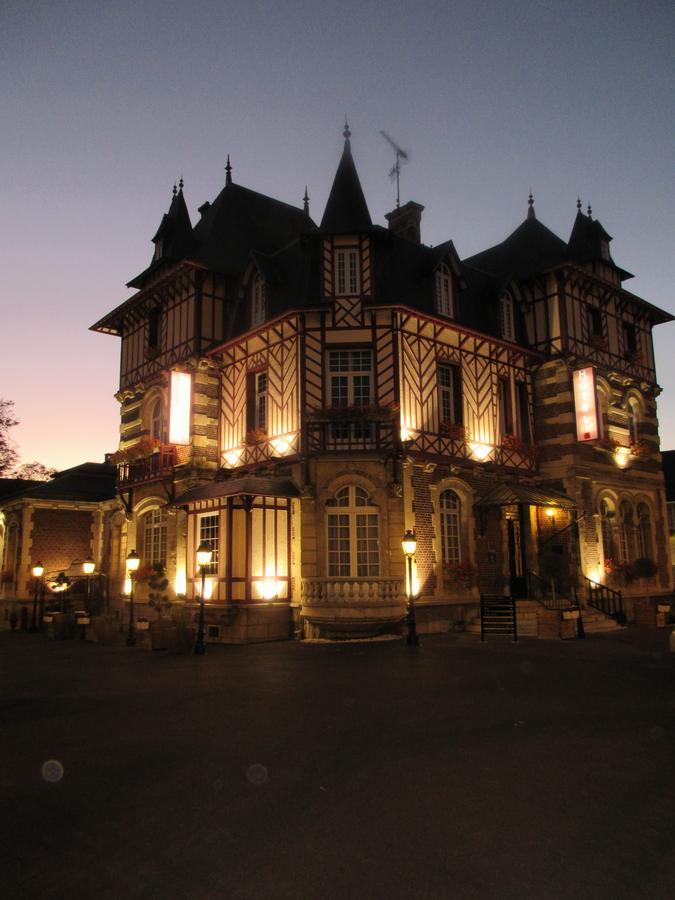 Manoir Saint Eloi Hotel Noyon Exterior foto